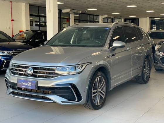 VOLKSWAGEN TIGUAN 2.0 300 TSI GASOLINA ALLSPACE R-LINE AUTOMÁTICO VOLKSWAGEN TIGUAN 2.0 300 TSI GASOLINA ALLSPACE R-LINE AUTOMÁTICO